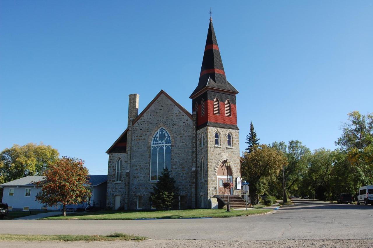 The Home Hotel Boissevain Extérieur photo